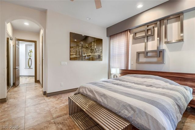 2010 Shenley Court, Las Vegas, NV 89117