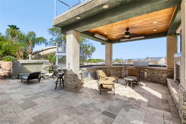 2010 Shenley Court, Las Vegas, NV 89117