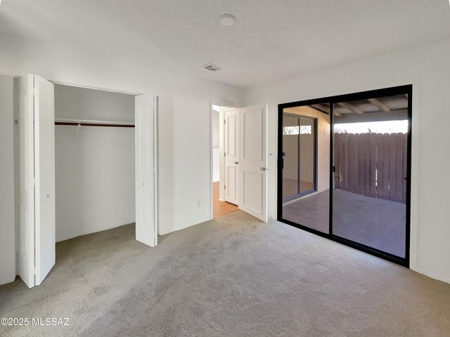 4264 W Stagestop Court, Tucson, AZ 85741