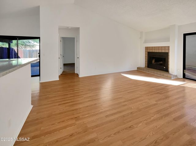 4264 W Stagestop Court, Tucson, AZ 85741