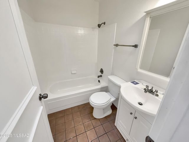 4264 W Stagestop Court, Tucson, AZ 85741