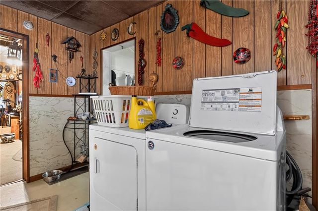 906 Columbia Avenue, Leavenworth, KS 66048