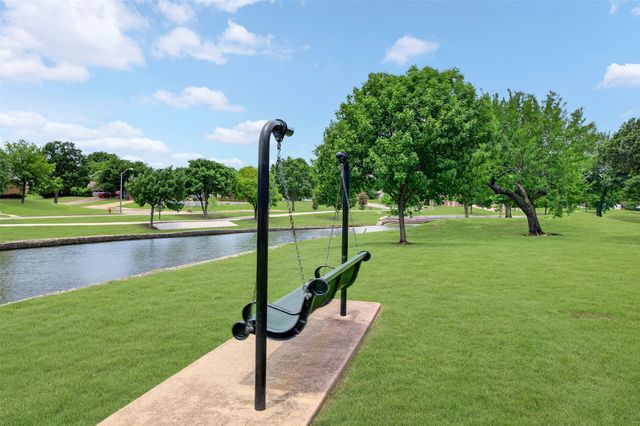 2838 Ermine Way, Farmers Branch, TX 75234