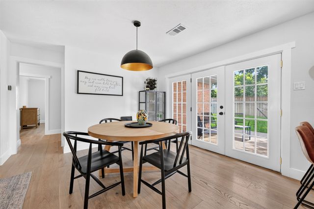 2838 Ermine Way, Farmers Branch, TX 75234