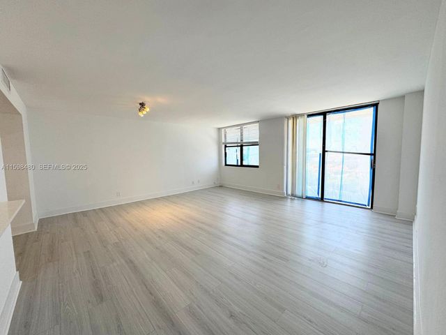 18151 NE 31st Court 1404, Aventura, FL 33160