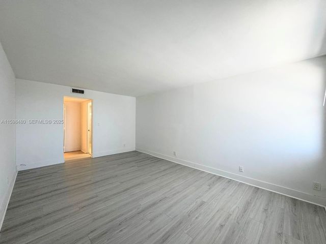 18151 NE 31st Court 1404, Aventura, FL 33160