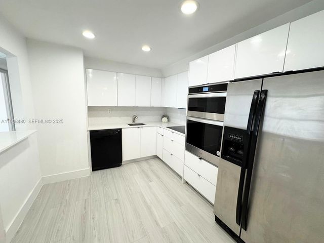 18151 NE 31st Court 1404, Aventura, FL 33160
