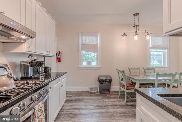 1 ENGLEWOOD RD, Cape May, NJ 08204