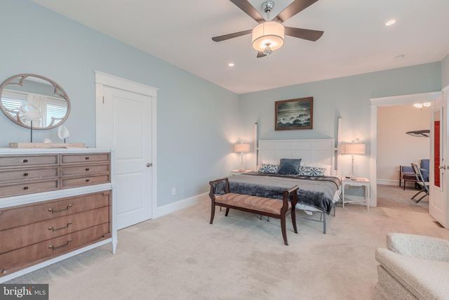 1 ENGLEWOOD RD, Cape May, NJ 08204