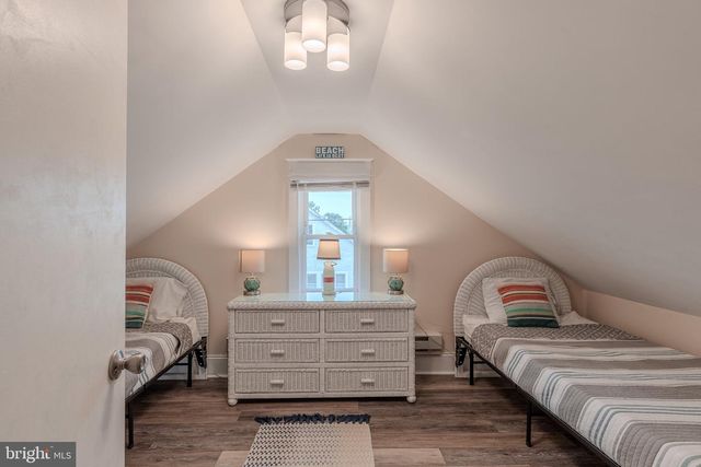 1 ENGLEWOOD RD, Cape May, NJ 08204