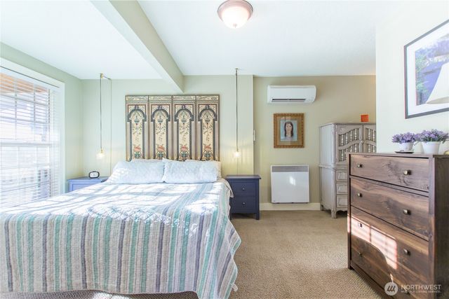 475 Columbia Street, Cathlamet, WA 98612