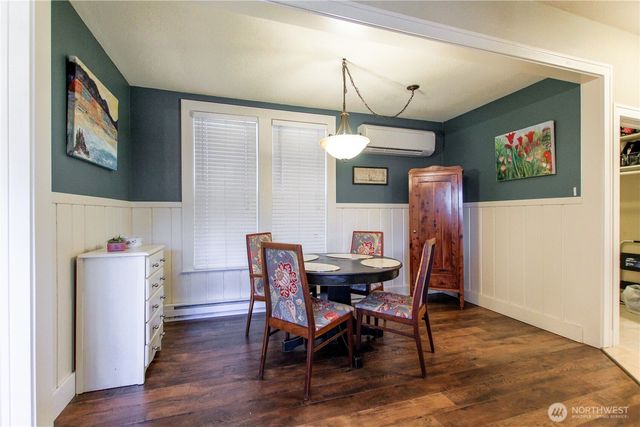 475 Columbia Street, Cathlamet, WA 98612