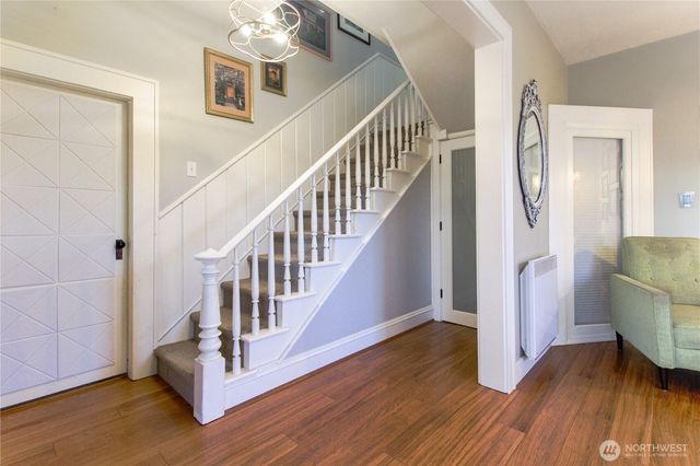 475 Columbia Street, Cathlamet, WA 98612