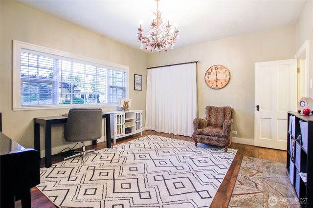 475 Columbia Street, Cathlamet, WA 98612