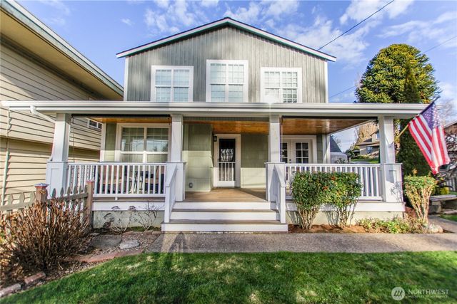 475 Columbia Street, Cathlamet, WA 98612