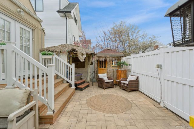 2064 Atlantic Boulevard, Atlantic Beach, NY 11509