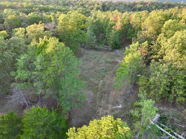 27 Carter 146, Fremont, MO 63941