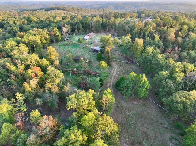 27 Carter 146, Fremont, MO 63941