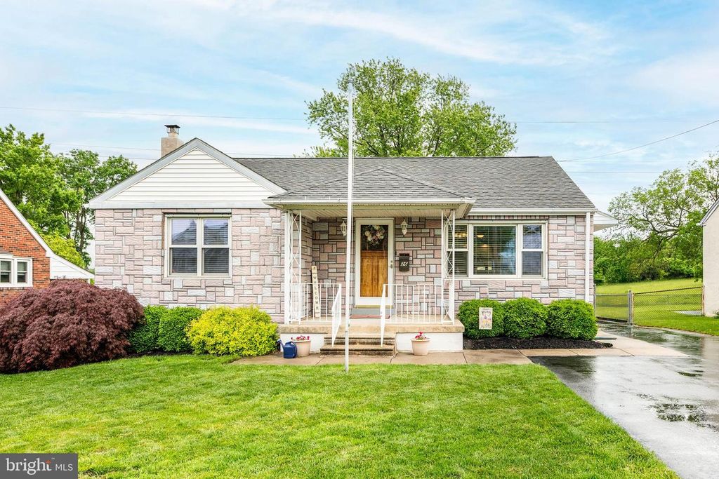 26 W NORTH LANE, Conshohocken, PA 19428