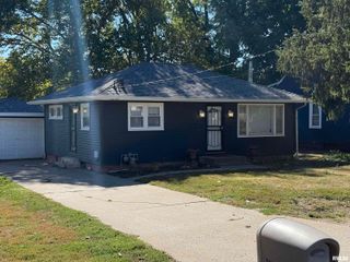 3410 W LINCOLN Avenue, Peoria, IL 61604