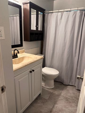 1214 Wolfe City Drive, Greenville, TX 75401