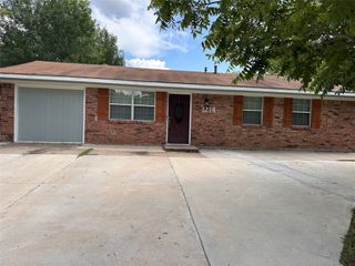 1214 Wolfe City Drive, Greenville, TX 75401