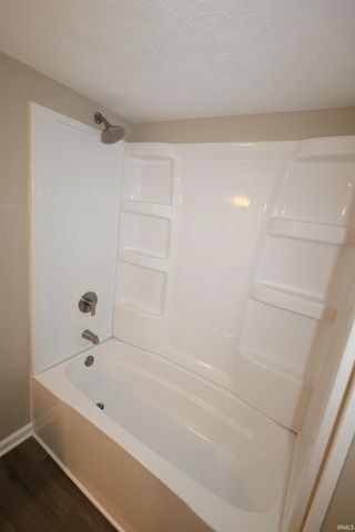 51832 Hedge Lane, Granger, IN 46530