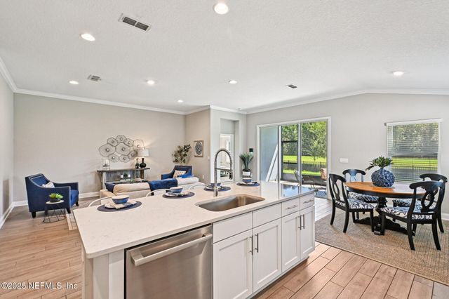 3034 OAK STREAM Drive, Green Cove Springs, FL 32043