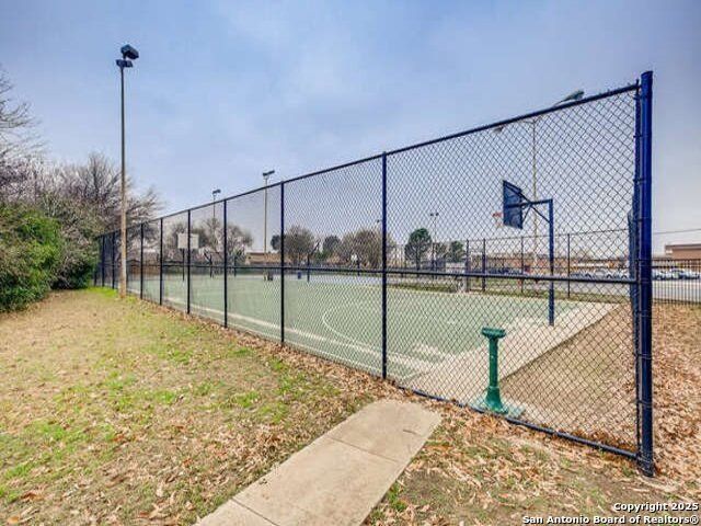 5946 Cliff Bank St, San Antonio, TX 78250
