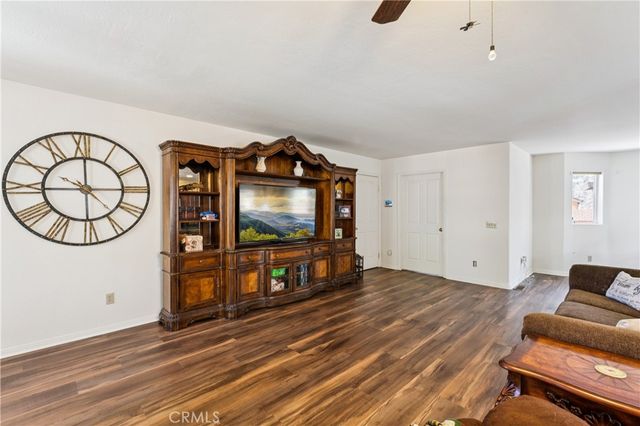 879 Spruce Lane, Sugarloaf, CA 92386