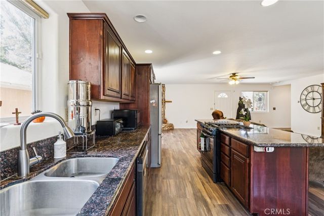879 Spruce Lane, Sugarloaf, CA 92386