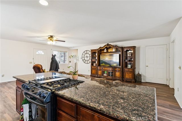 879 Spruce Lane, Sugarloaf, CA 92386