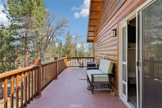 879 Spruce Lane, Sugarloaf, CA 92386