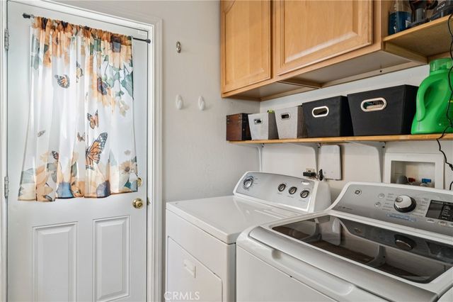 879 Spruce Lane, Sugarloaf, CA 92386