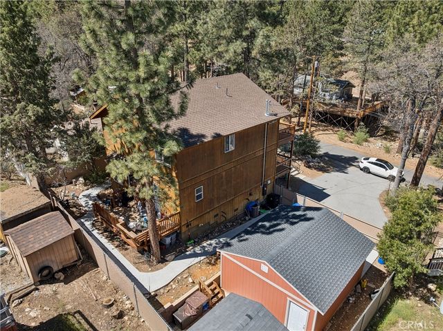 879 Spruce Lane, Sugarloaf, CA 92386
