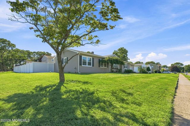 230 Colonial Drive, Brick, NJ 08724