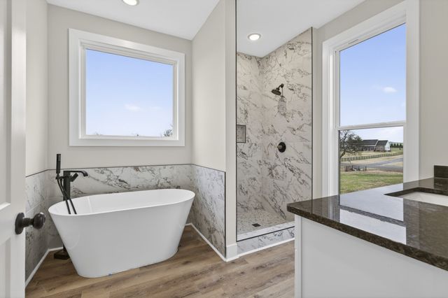 777 Rock Springs Rd, Castalian Springs, TN 37031