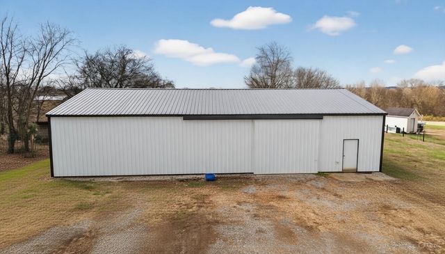 777 Rock Springs Rd, Castalian Springs, TN 37031