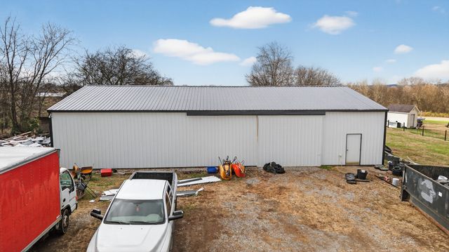 777 Rock Springs Rd, Castalian Springs, TN 37031