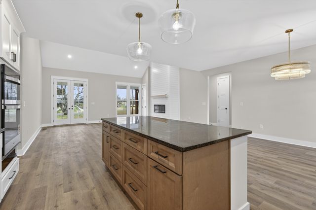 777 Rock Springs Rd, Castalian Springs, TN 37031