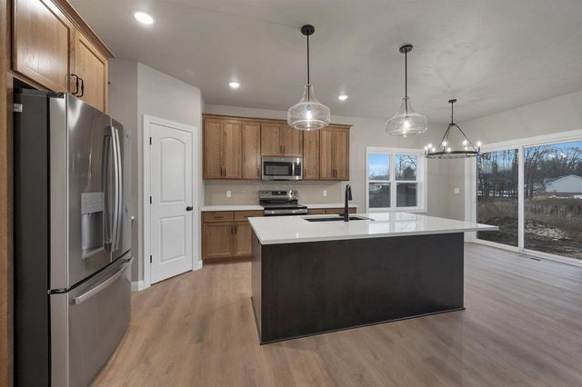 4975 WATER MINT COURT, Green Bay, WI 54313