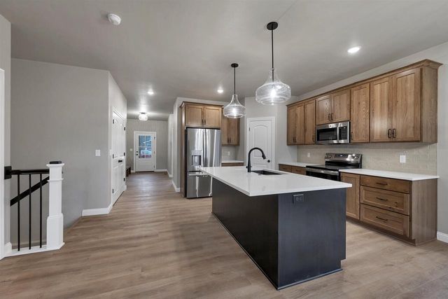 4975 WATER MINT COURT, Green Bay, WI 54313