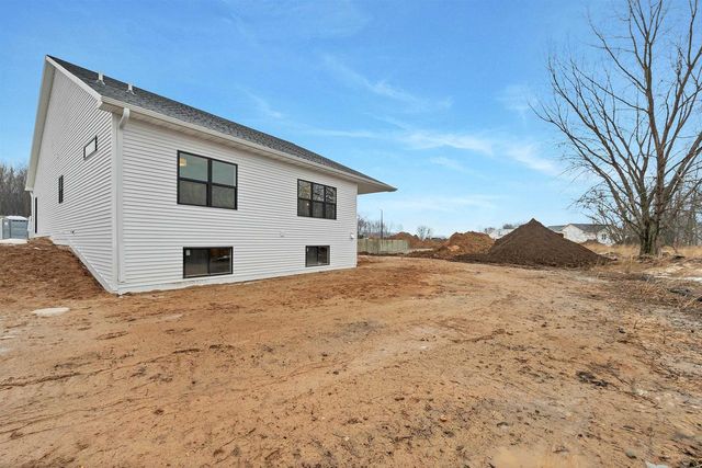 4975 WATER MINT COURT, Green Bay, WI 54313