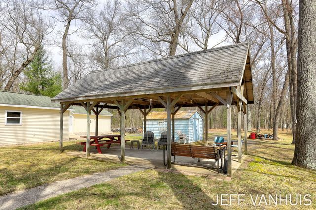 7848 W Minising Point Drive, Baldwin, MI 49304