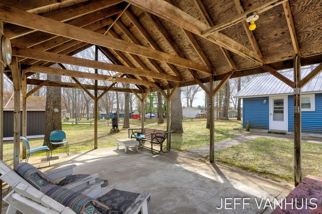 7848 W Minising Point Drive, Baldwin, MI 49304