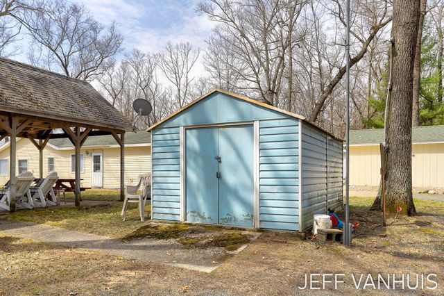 7848 W Minising Point Drive, Baldwin, MI 49304