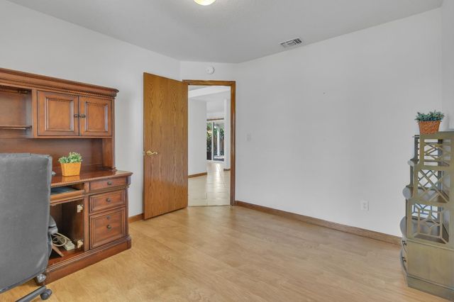 5632 Bluffs Dr, Rocklin, CA 95765