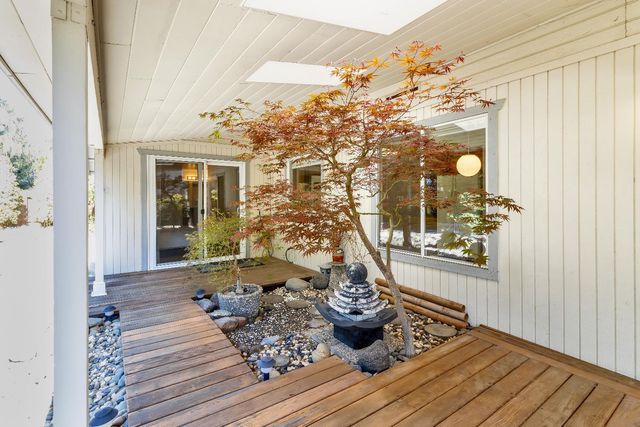 5632 Bluffs Dr, Rocklin, CA 95765