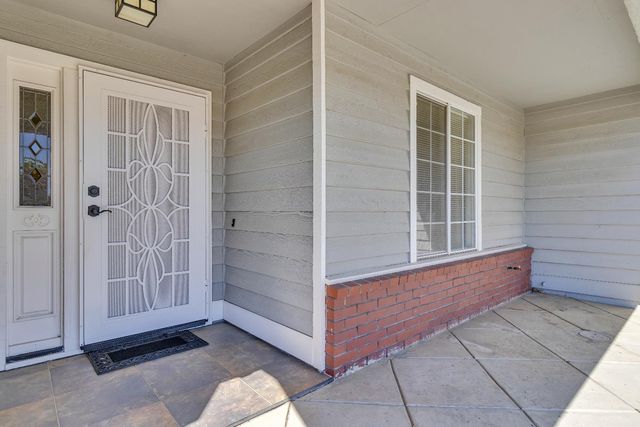 5632 Bluffs Dr, Rocklin, CA 95765