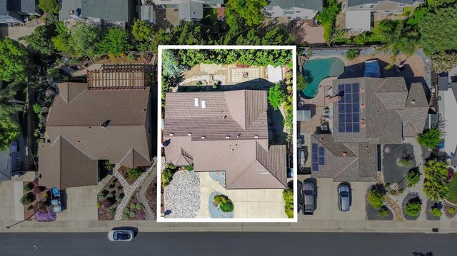 5632 Bluffs Dr, Rocklin, CA 95765